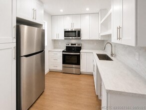 Building Photo - 7725 SW 86th St