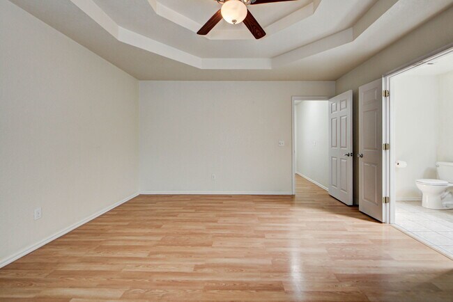 Building Photo - 2904 Canyon Oaks Ct