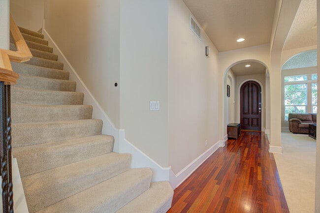 Building Photo - 4588 NW Corazon Terrace
