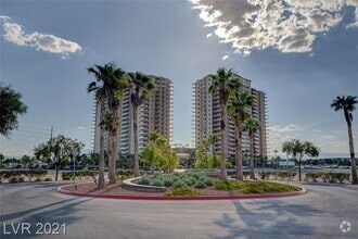 Building Photo - BEAUTIFUL 2 BEDROOM AT THE ONE!