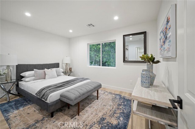 Building Photo - 5865 Tobias Ave