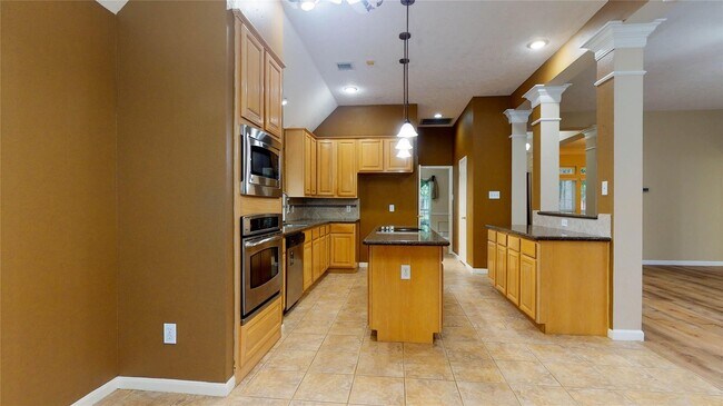 Building Photo - 17014 Calm Lagoon Ct