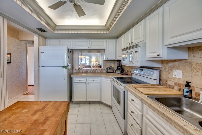 Building Photo - 8741 Lueck Ln