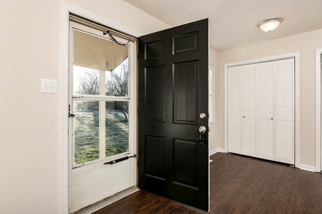 Building Photo - 145 Newcastle St