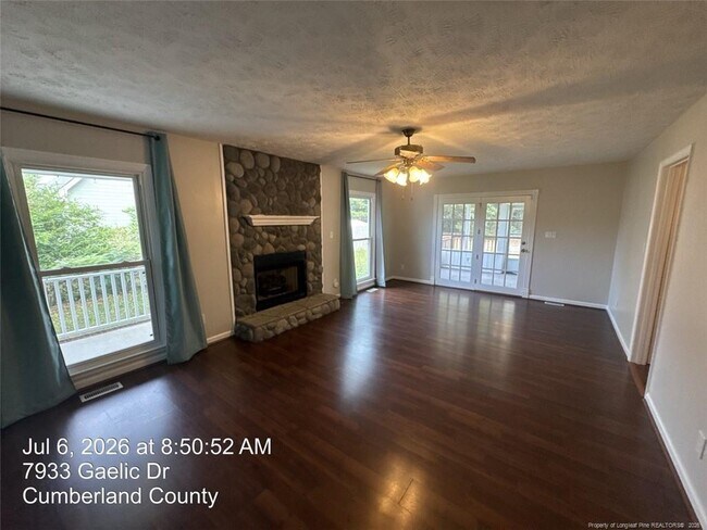 Building Photo - 7933 Gaelic Dr