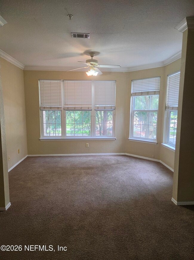 Building Photo - 13810 Sutton Park Dr N