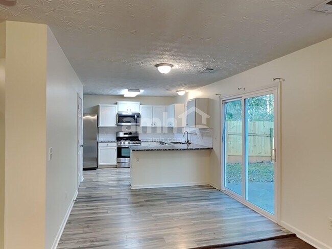 Building Photo - 159 Holly Mill Village Dr