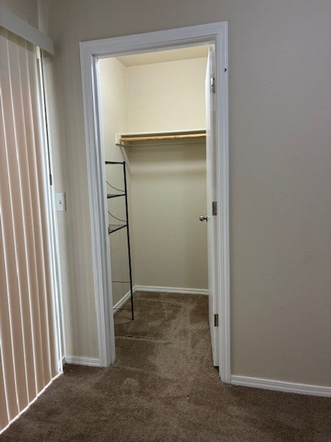 Building Photo - 13414 SE Division St