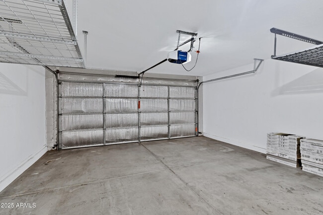 Building Photo - 4374 S Mariposa Dr