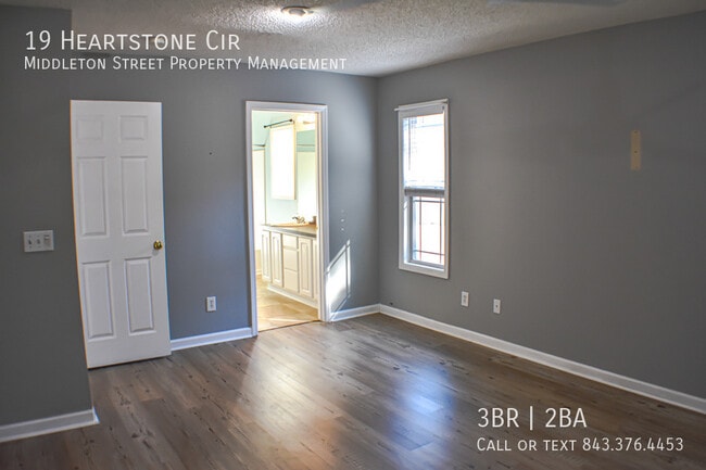 Building Photo - 19 Heartstone Cir