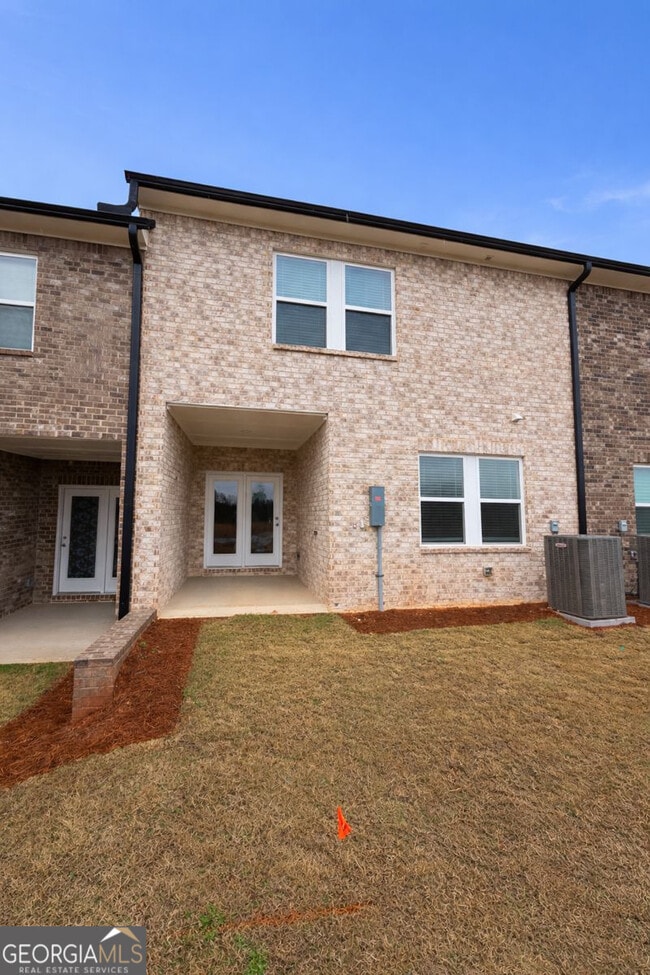 Building Photo - 1205 Fagiolo St