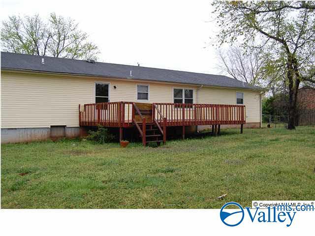 Building Photo - 151 Butch Cir