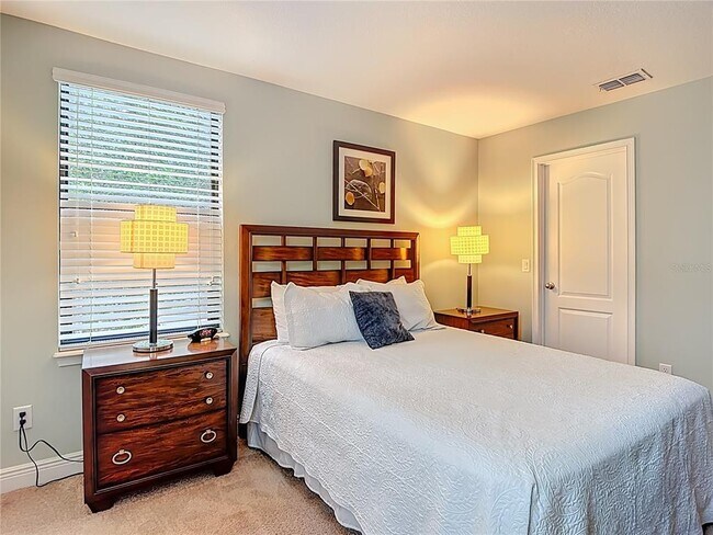 Building Photo - 8149 Roseville Blvd