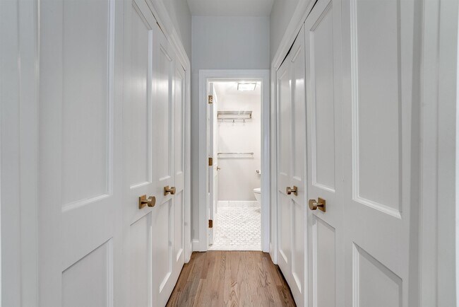 Building Photo - 202 Garden St