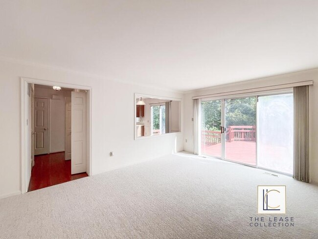 Building Photo - 15412 Overlea Ct