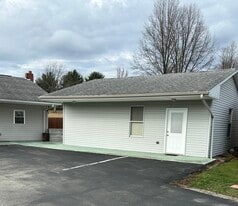 Building Photo - 2153 Wood St