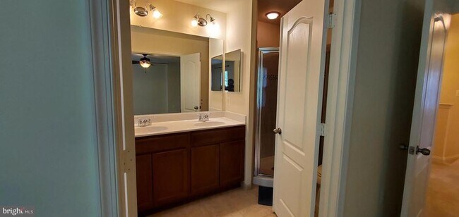 Building Photo - 12425 Horseshoe Bend Cir