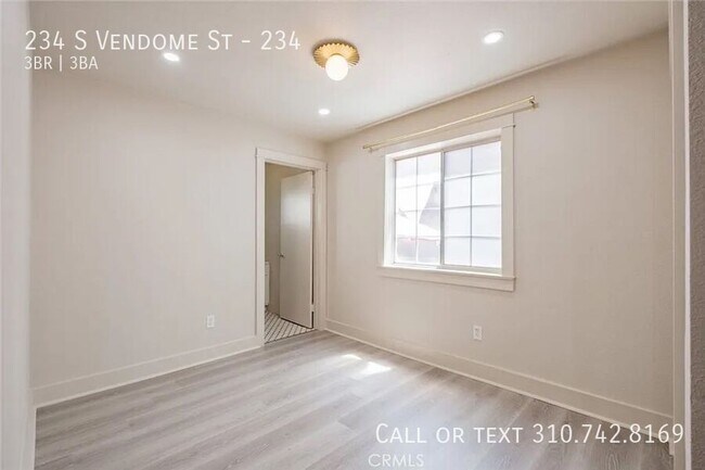 Building Photo - 234 S Vendome St