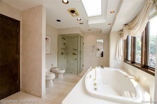 Building Photo - 2103 Pippin Ct