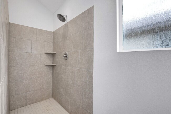 Building Photo - ***APPLICATION CURRENTLY UNDER REVIEW***Ca...