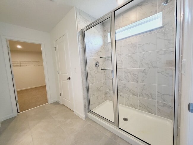 Building Photo - Kissimmee 5 Bedroom/3 Baths Home For Rent in 34747