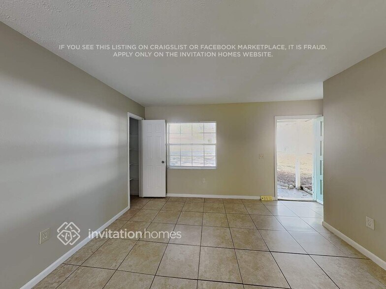 Building Photo - 607 Barkfield St