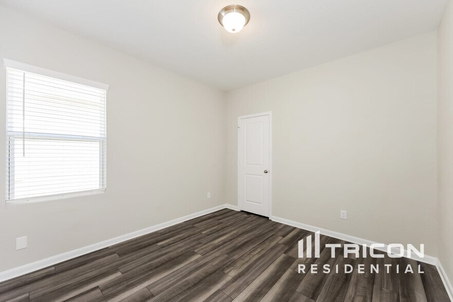 Building Photo - 14388 Gunsight Pass