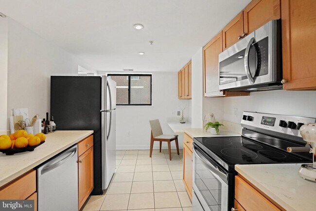 Building Photo - 1225 13th St NW