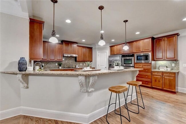 Building Photo - 9848 Talisman Dr