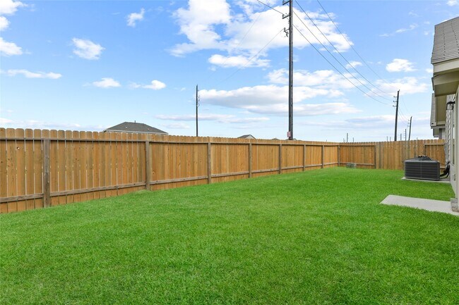 Building Photo - 7911 Tuscan Cypress Dr