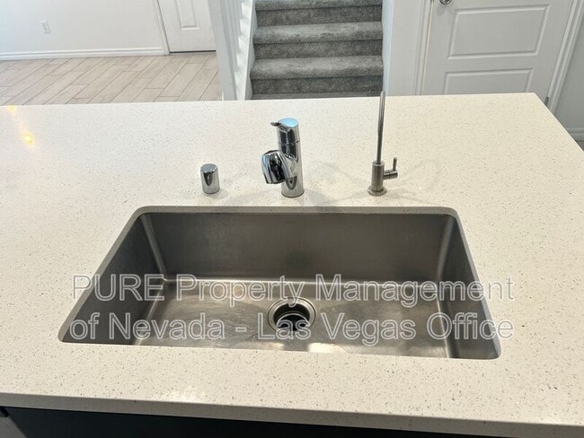 Building Photo - 7366 N Decatur Blvd