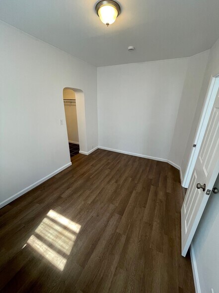 Building Photo - 258 2nd St