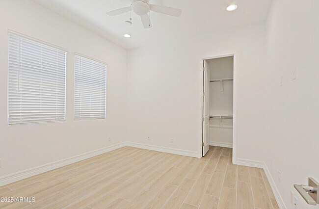 Building Photo - 5614 W St Moritz Ln