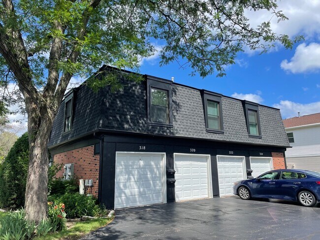 Building Photo - 322 Inverrary Ln