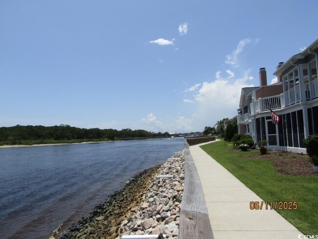 Building Photo - 4520 Lighthouse Dr