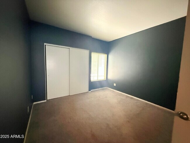 Building Photo - 11666 N 28th Dr