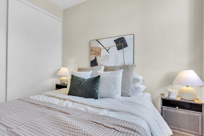 Building Photo - 11424 Via Rancho San Diego