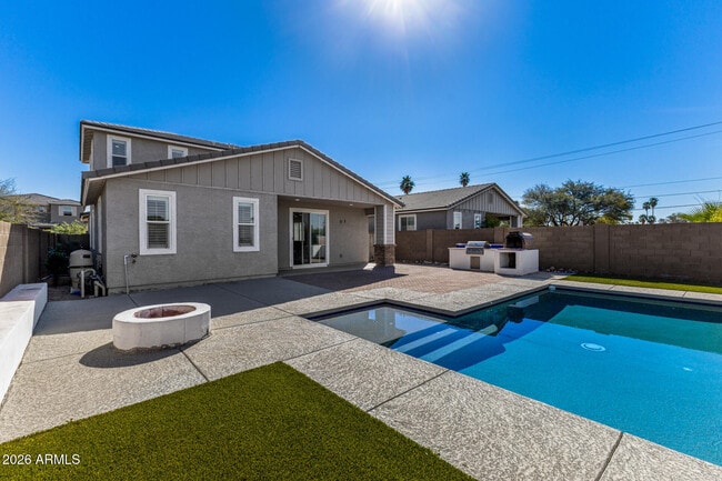 Building Photo - 11410 N 50th Ln