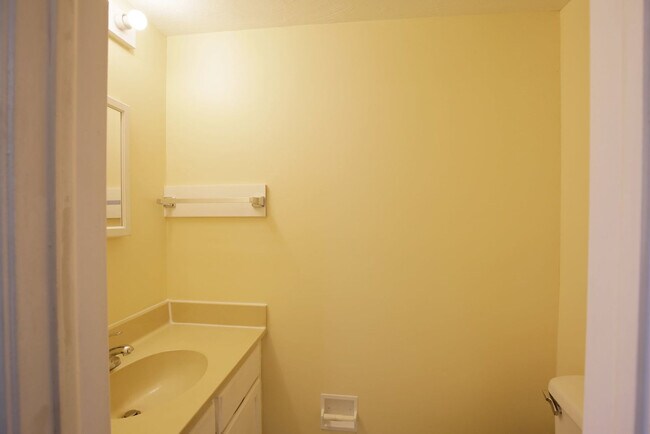 Building Photo - 606 Carolina Beach Ave S