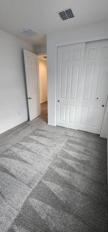 Building Photo - 7822 S Wolf Creek Dr