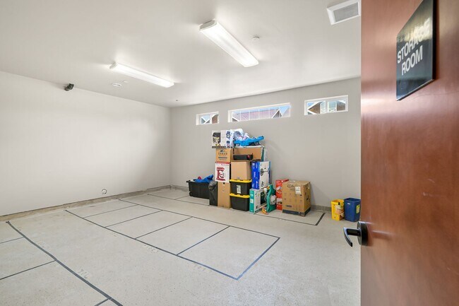 Building Photo - 8844 Depot Rd