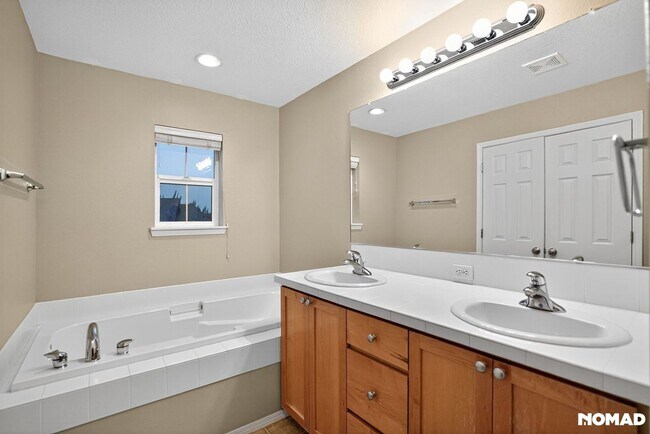 Building Photo - Charming 3BR House in Beaverton