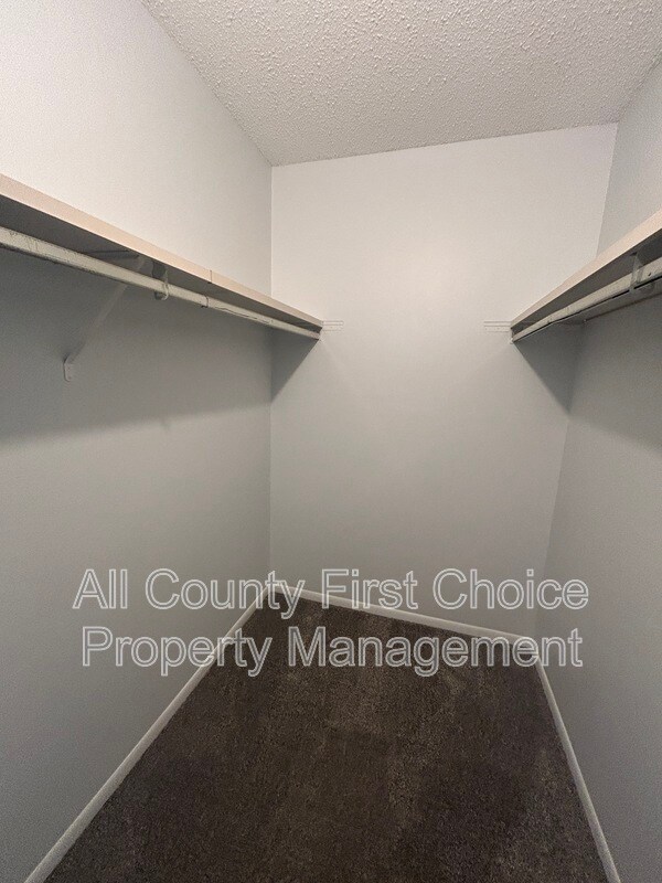 Building Photo - 1165 83rd Ave N