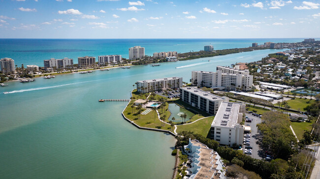 Building Photo - 300 Intracoastal Pl