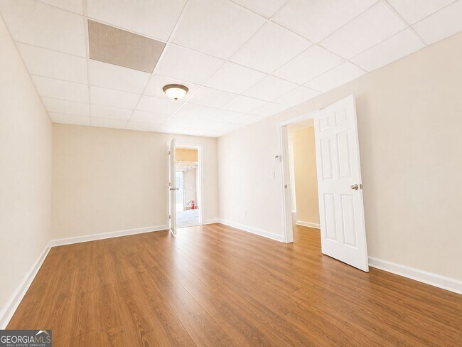 Building Photo - 1104 Driftwood Ct