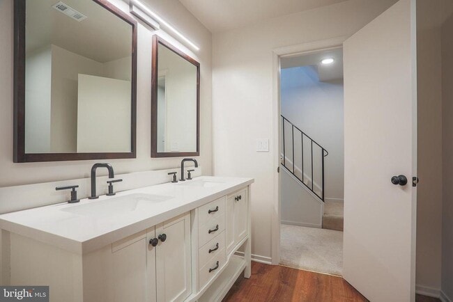 Building Photo - 12300 Sweetbough Ct