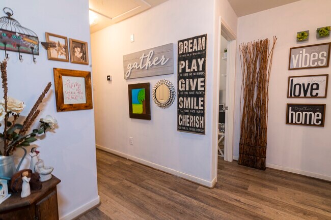 Building Photo - 28830 Bosque River Ct
