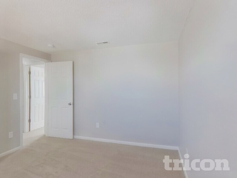 Building Photo - 509 Glen Ellyn Ct