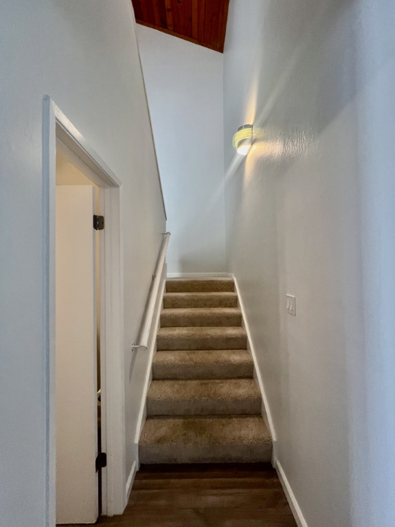 Building Photo - Beautiful Remodeled Condo for Rent in Downtown Concord! Move in by March 15th and receive 1/2 off...