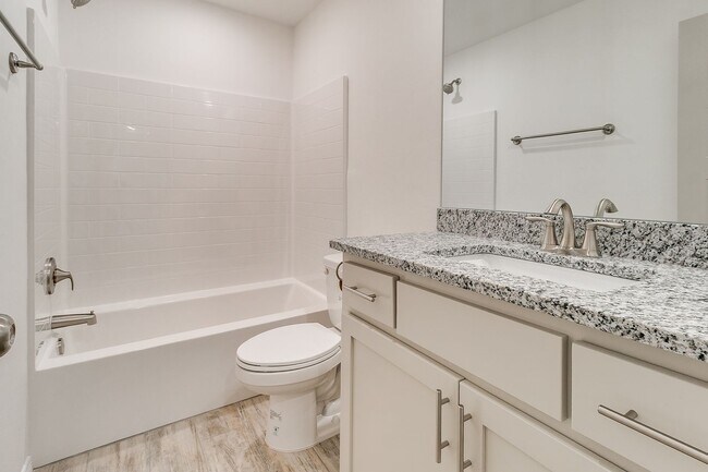 Building Photo - Brand New 4 Bed Home!